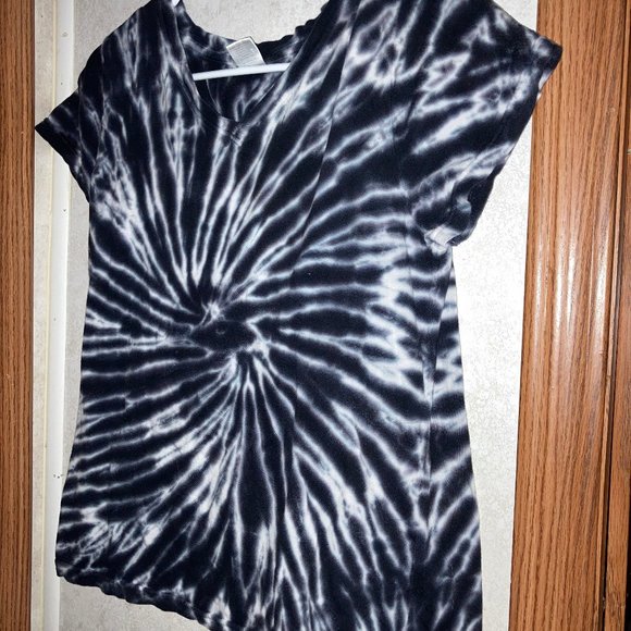 GIRLS SHIRT - Picture 1 of 2